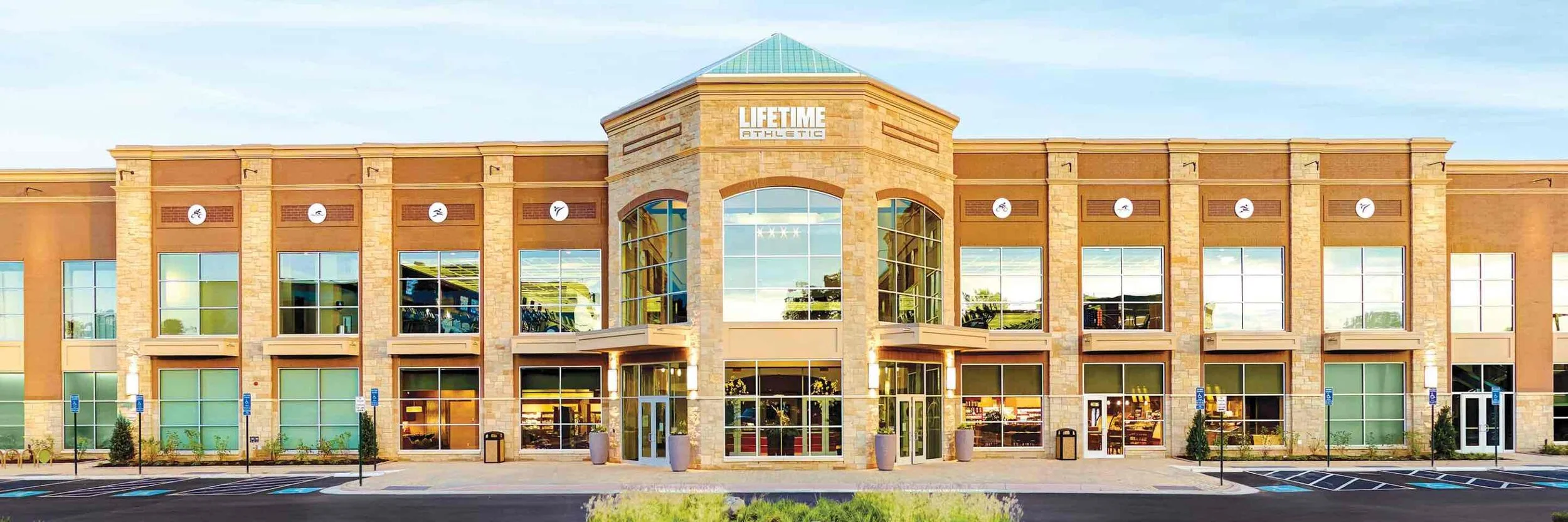 DENVER: Basketball Skills Clinics / Ages: 6 to 12