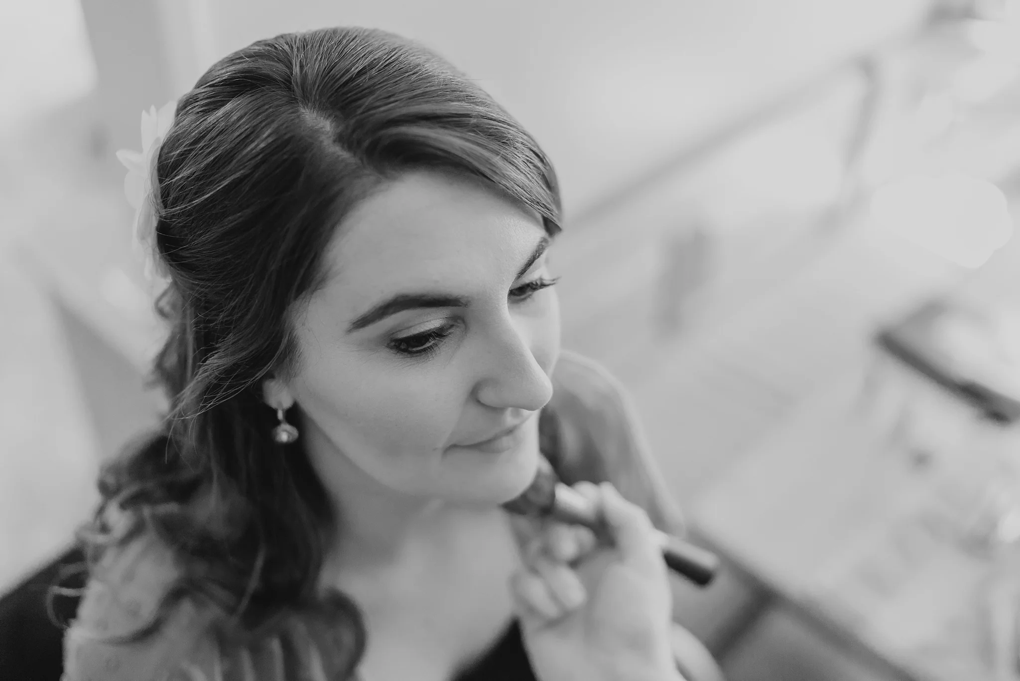 TommyandAmanda_WEDDING_BrienneMichelle_GettingReady_07_BLOG.jpg
