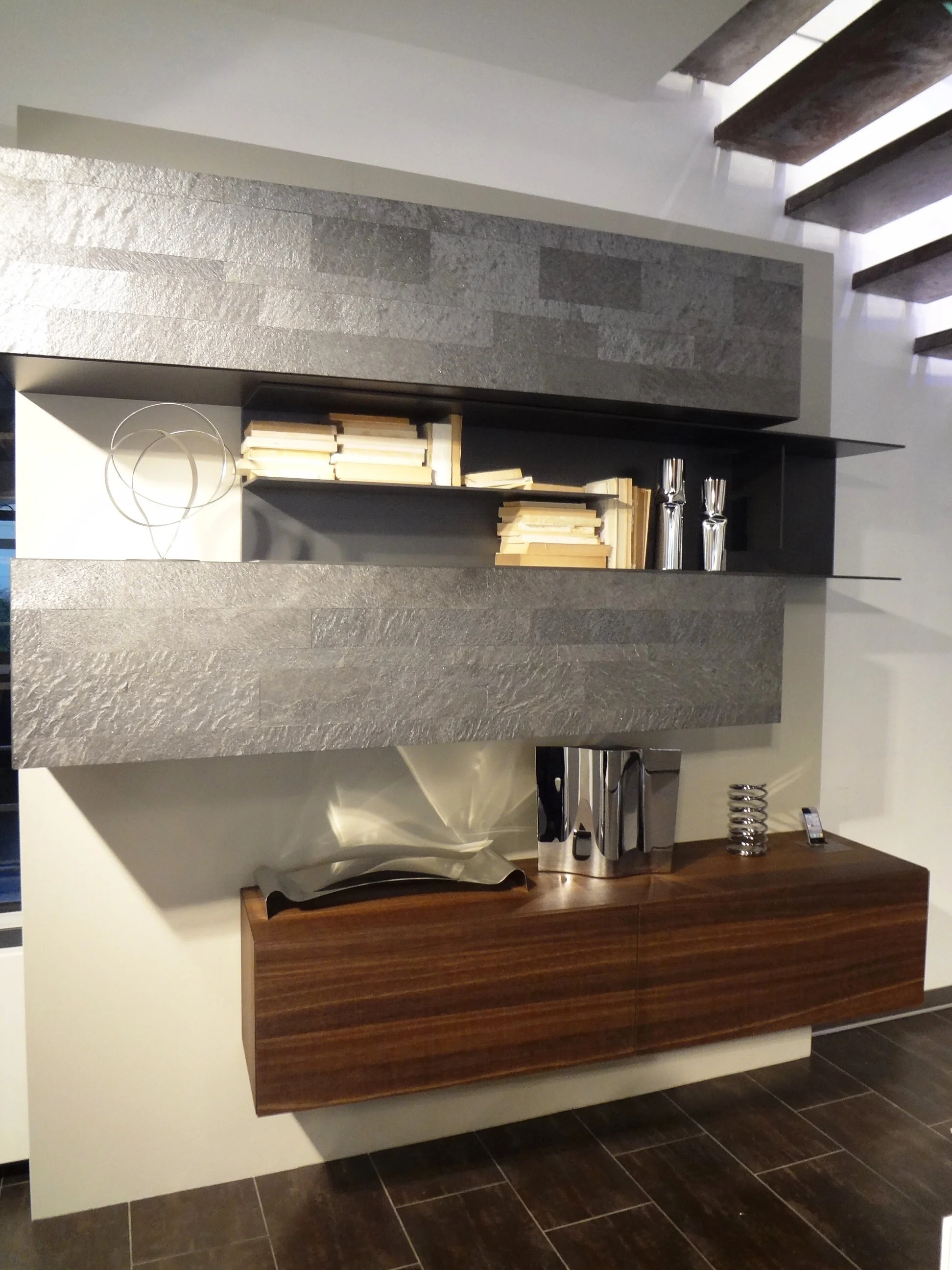  Ocean Black TXTR-LITE Flexible Stone Veneer Feature Wall 