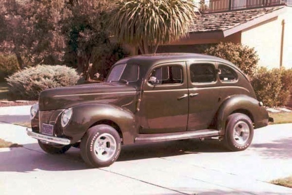 When Roy moved to San Jose with Mutual of Omaha in 1975, he had a company car. Later, when he left to form a pension company under the auspices of New York Life, he needed another car. This ’40 Ford Deluxe four-door sedan was his daily driver for three years, and his three kids remember being carted around town and getting many admiring comments and a frequent thumbs-up from another driver.