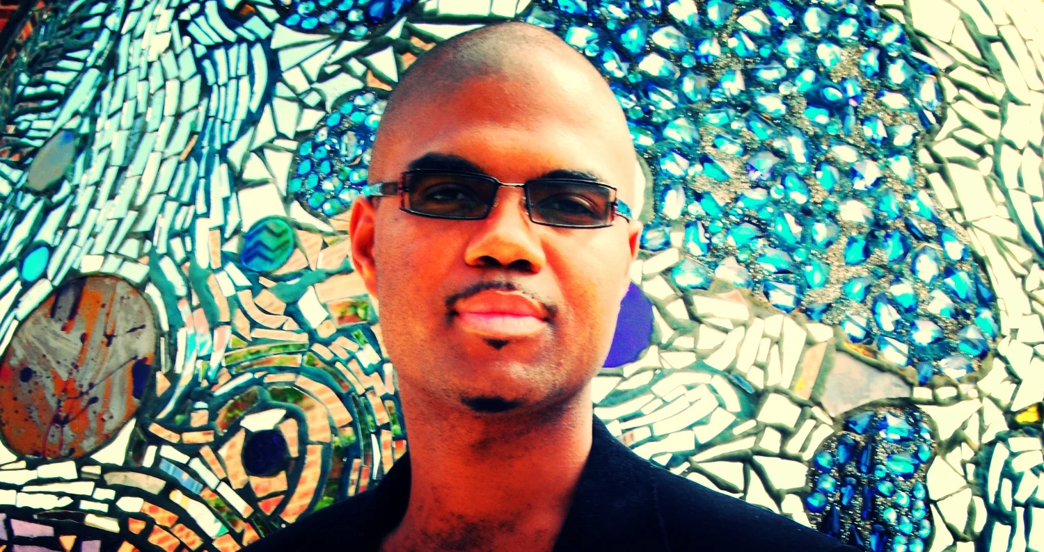 Berginald: Mirrored Egg