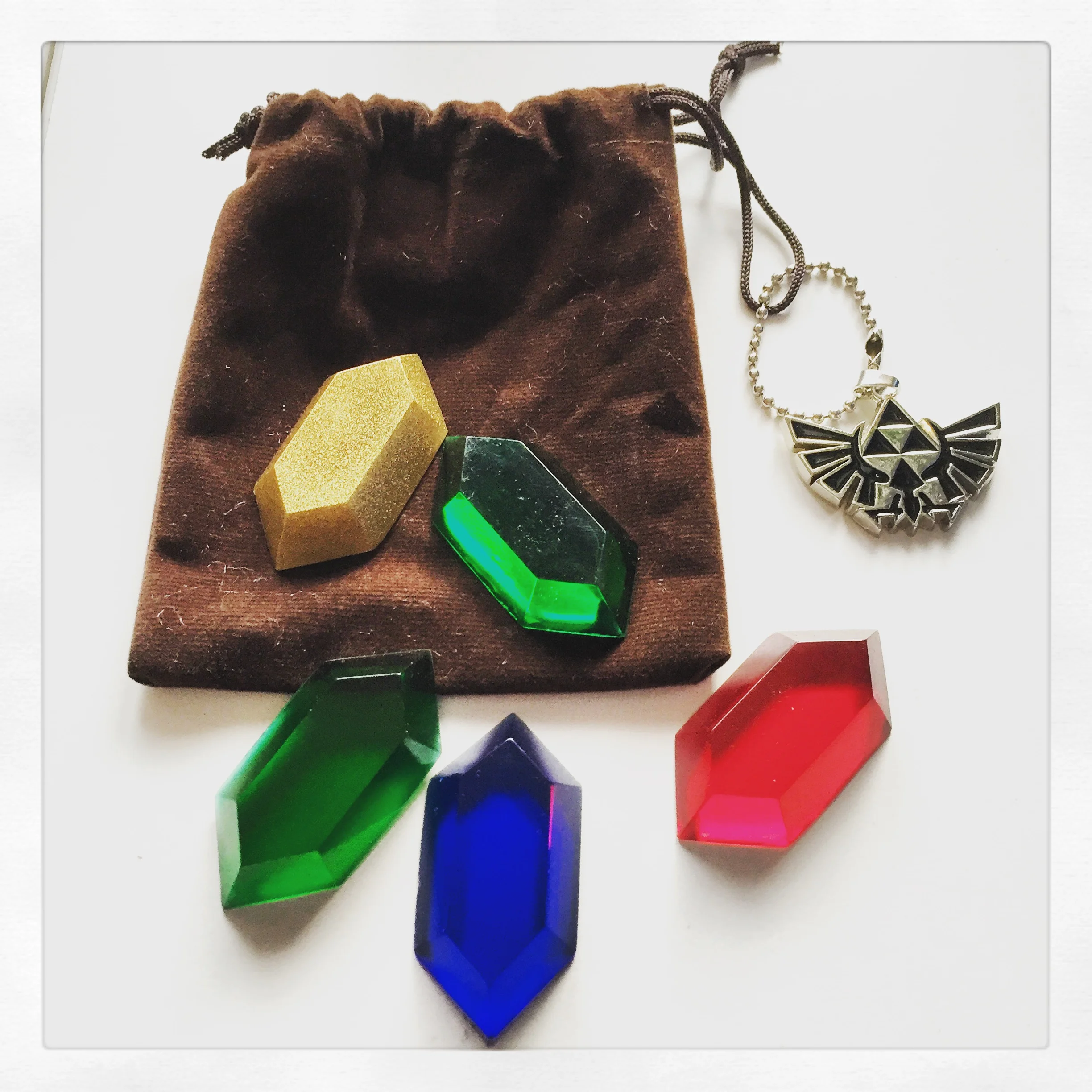 Mmm... lovely rupees! @nekochii_art