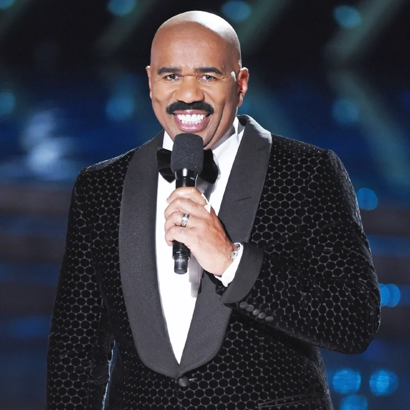 steve-harvey-main-a4badabc-e865-4113-a3f8-cbe3e1a76178.jpg