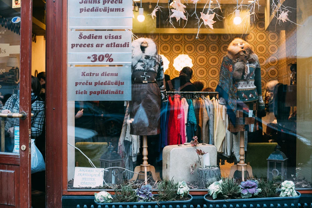 Humana vintage - en guide till Rigas second hand och vegetariska restauranger