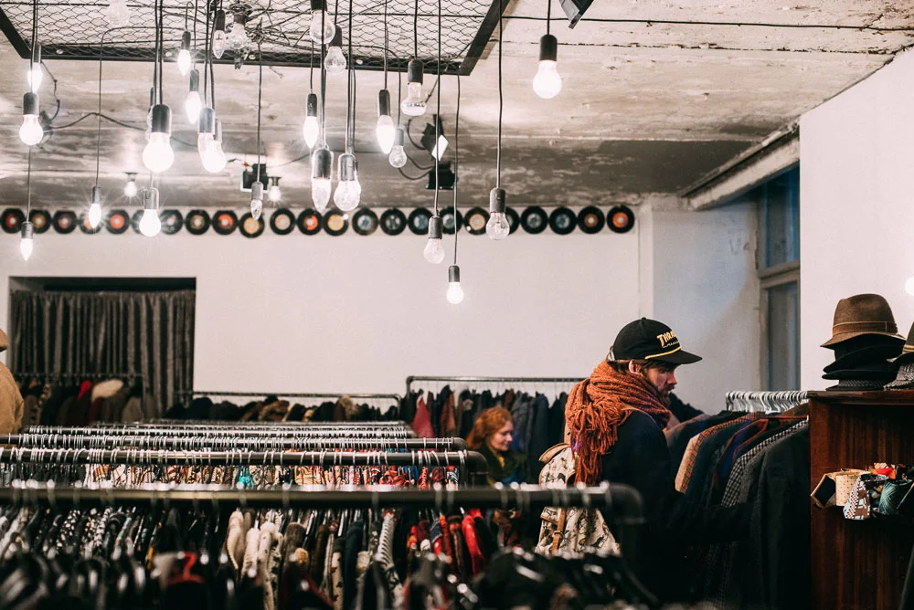 Humana vintage - en guide till Rigas second hand och vegetariska restauranger