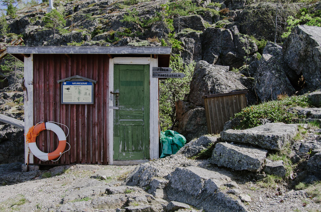 Bo i Högbondens fyr som är ett vandrarhem vid Höga kusten i Norrlands skärgård.