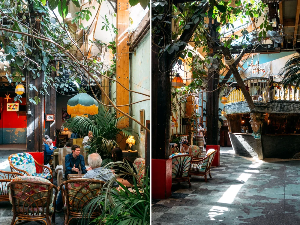 Baren Le Comptoir Général är Paris bästa bar och är ett tips till dig som letar efter något udda och annorlunda.