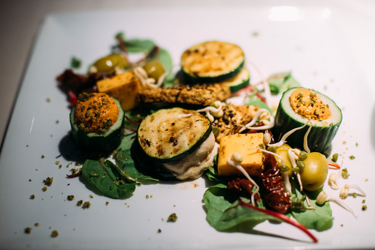 Bra vegansk mat i Tallinn på den veganska restaurangen vegan restoran v