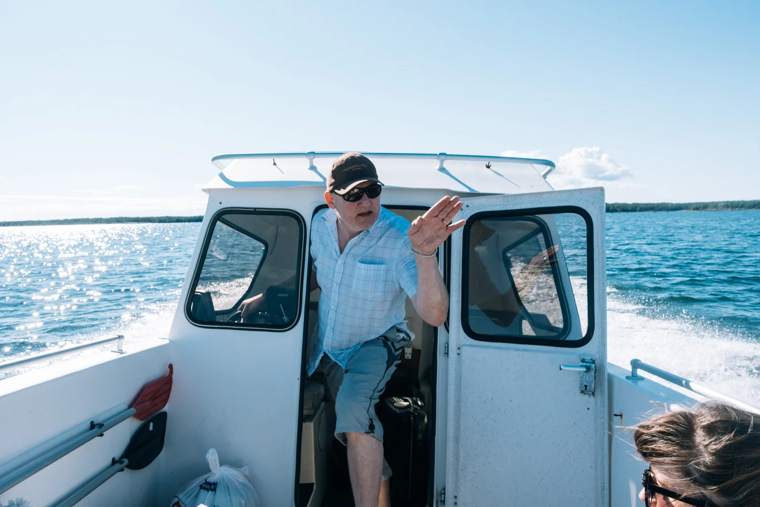 Hyr stuga i Ålands skärgård och få en hela ön Lökskär för dig själv där du kan fiska, basta och bada helt ostört.