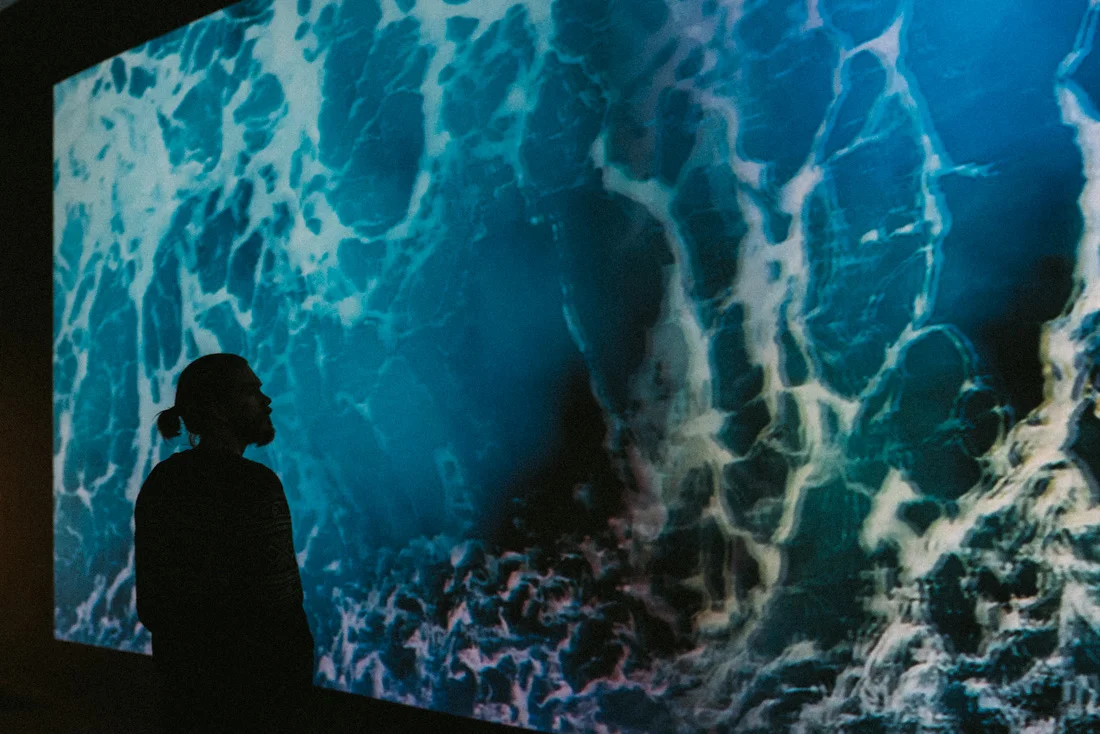 Regnar det i Tallinn? Besök konstmuseet Kumu