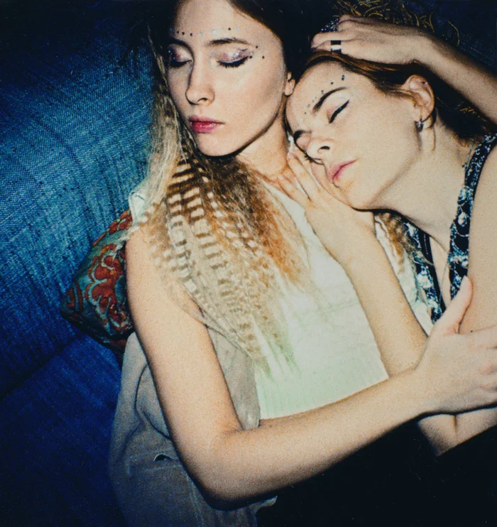 Viktoria &amp; Clara