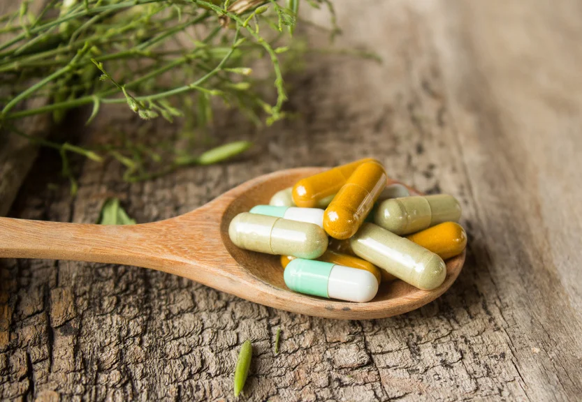 5 Daily nutritional supplements to optimize your health and balance your hormones