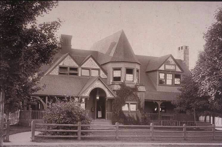 Old Ivy Building, 1897
