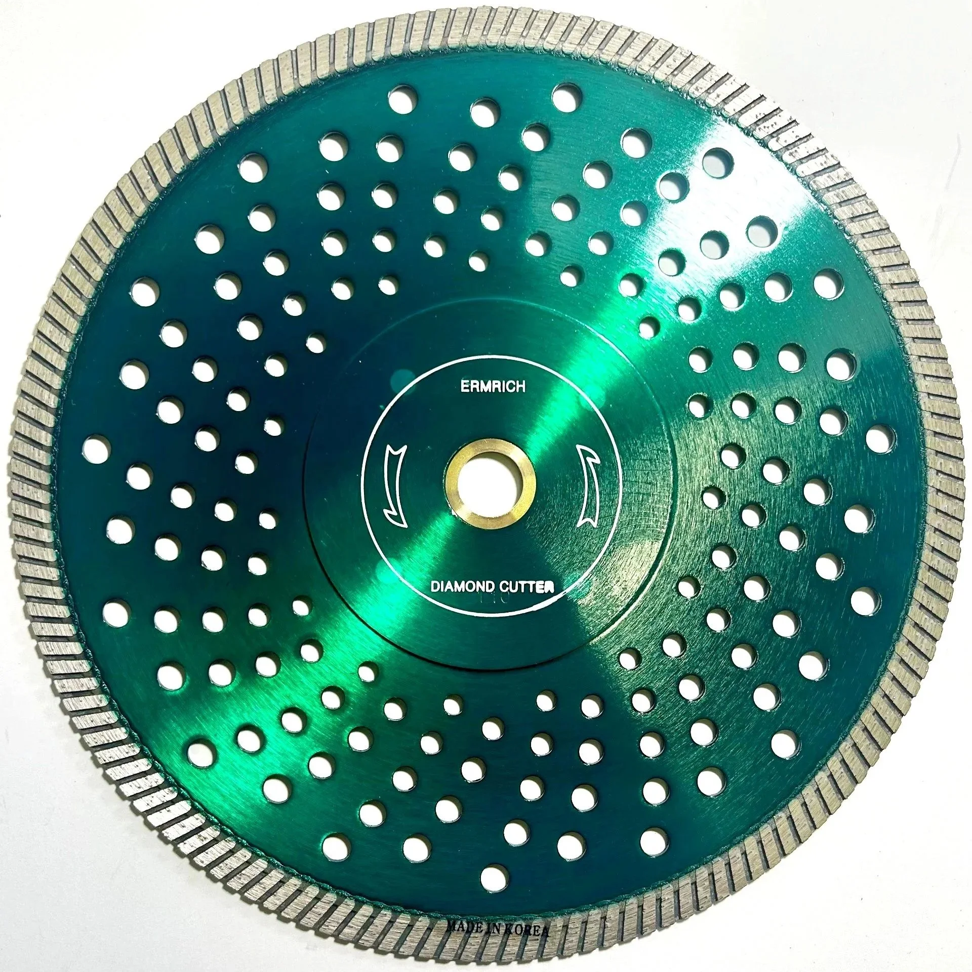 saw- diamond cutter 9 inch no flange compatible front.jpg
