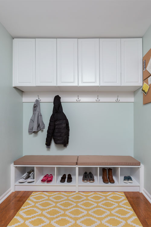 JZID-South-Pond-Kitchen_mudroom.jpg