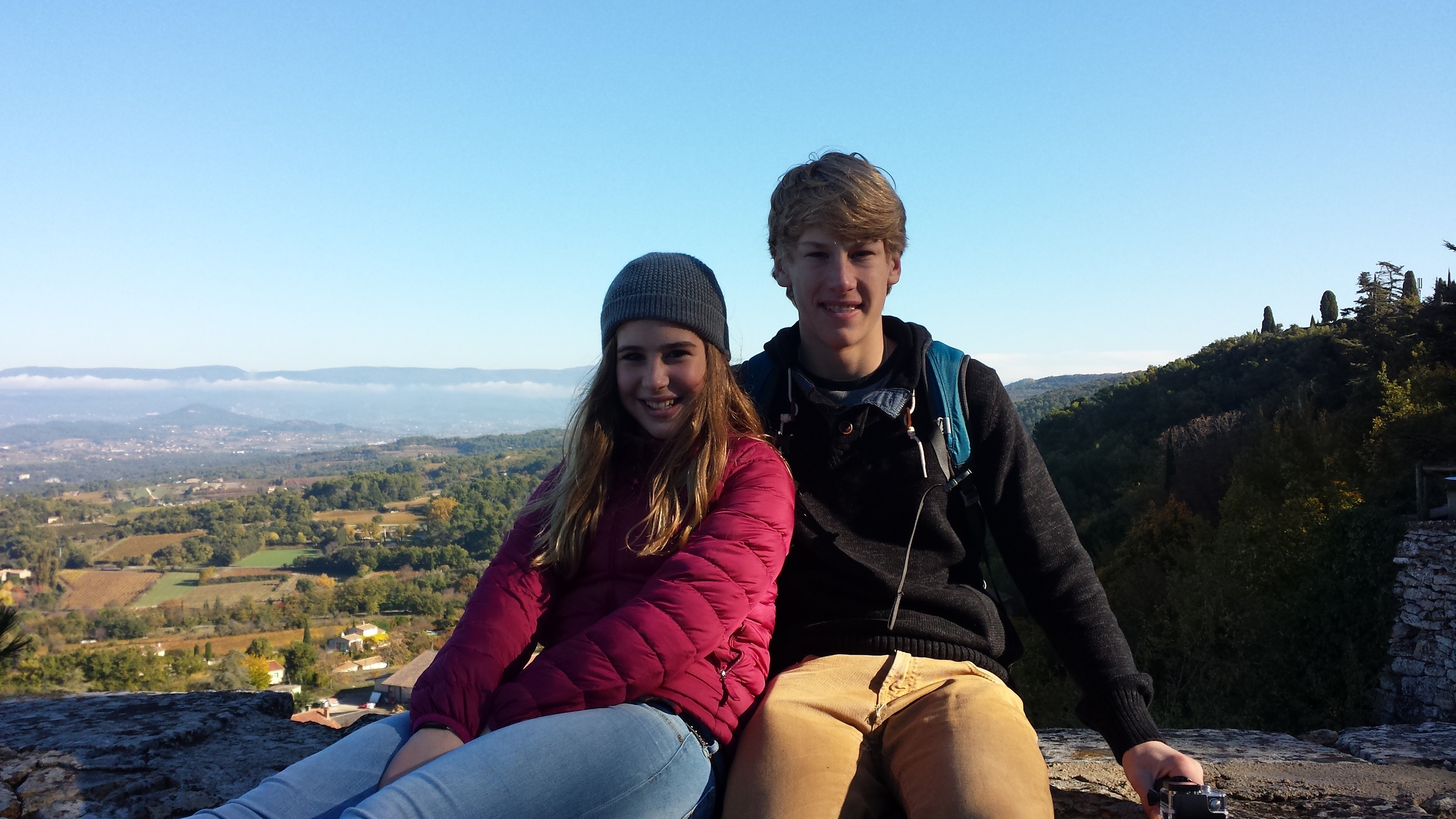 Early morning hike to the top of Bonnieux