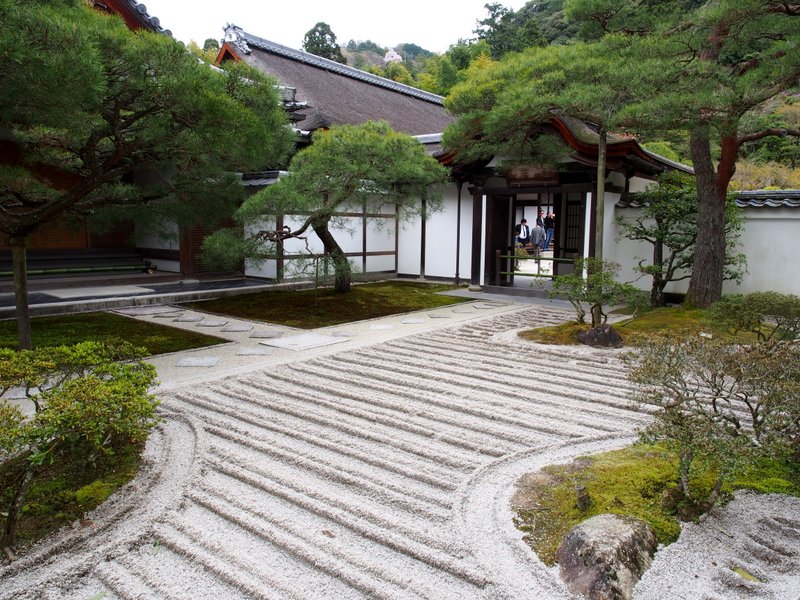 In Japan every job is done with great pride...even raking sand!! 
