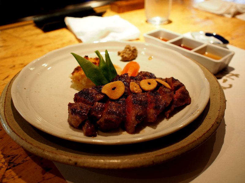 Peter's steak served Medium - mine was medium rare 
