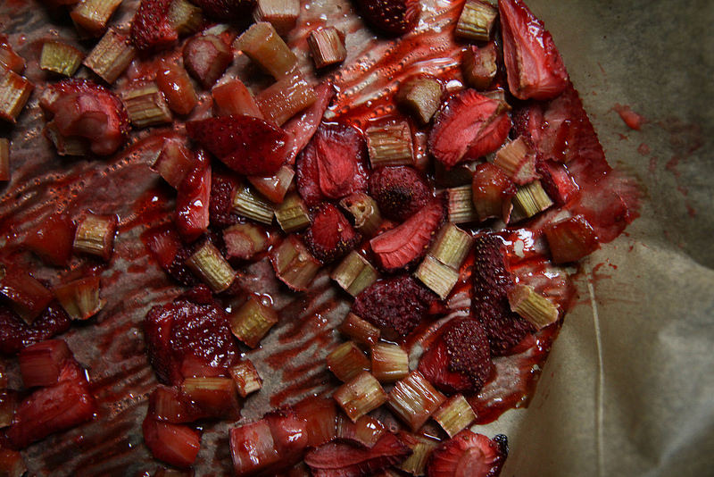 What I Really Eat: Roasted Rhubarb & Strawberries
