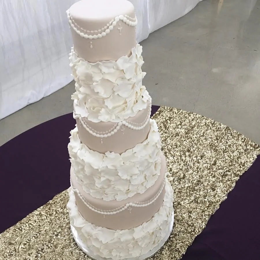 wedding cake.jpg