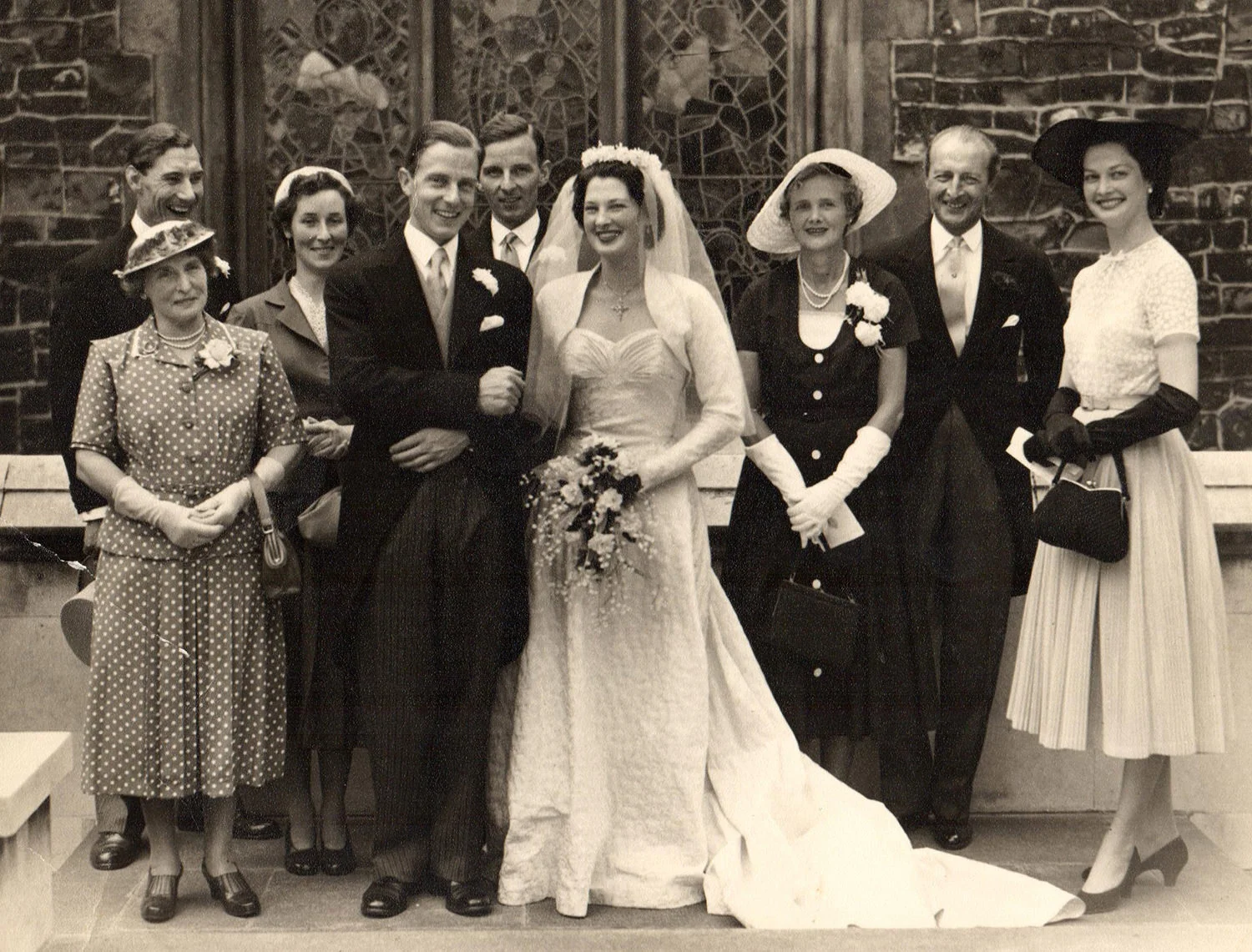 Maureen_Baker_Munton_wedding_with_Daphne_and_Boy.jpg