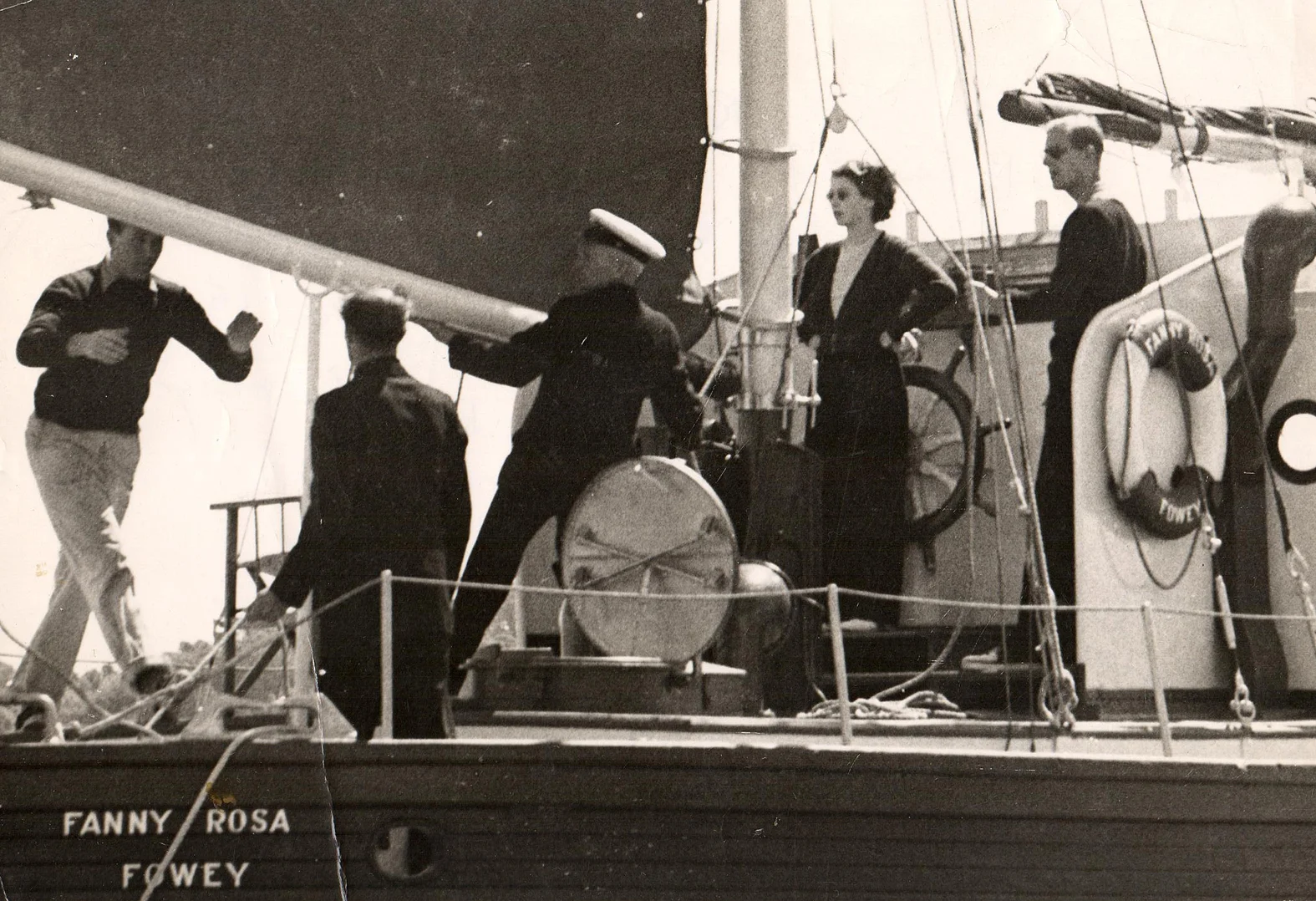 Princess-Elizabeth-and-Prince-Philip-on-Fanny-Rosa.jpg
