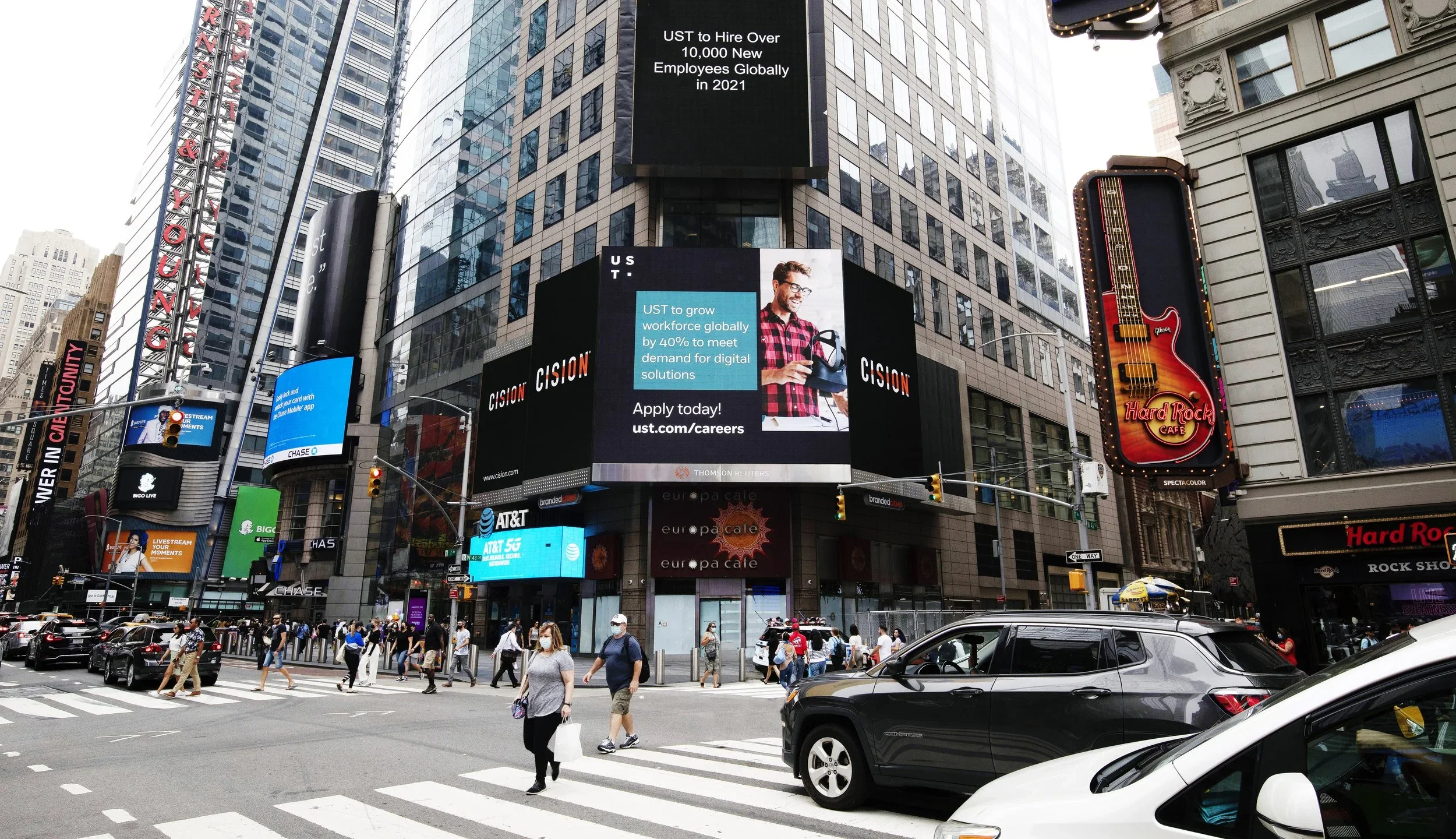 UST-NYC-Times-Square-10,000-Hiring-Final.webp