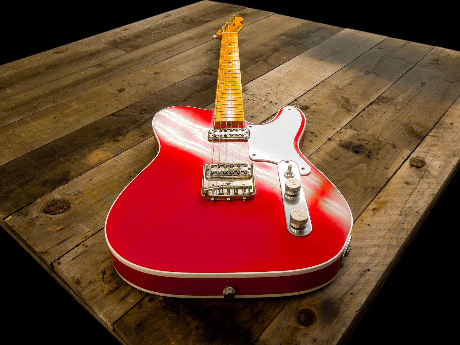 PISTOLERO - CHICA PELIGROSA