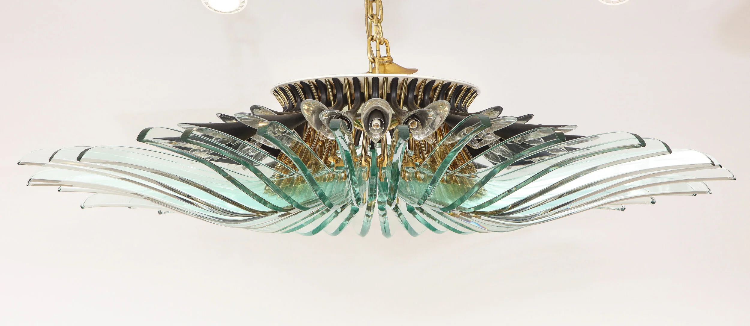 Exceptional 32-Light Chandelier by Max Ingrand for Fontana Arte