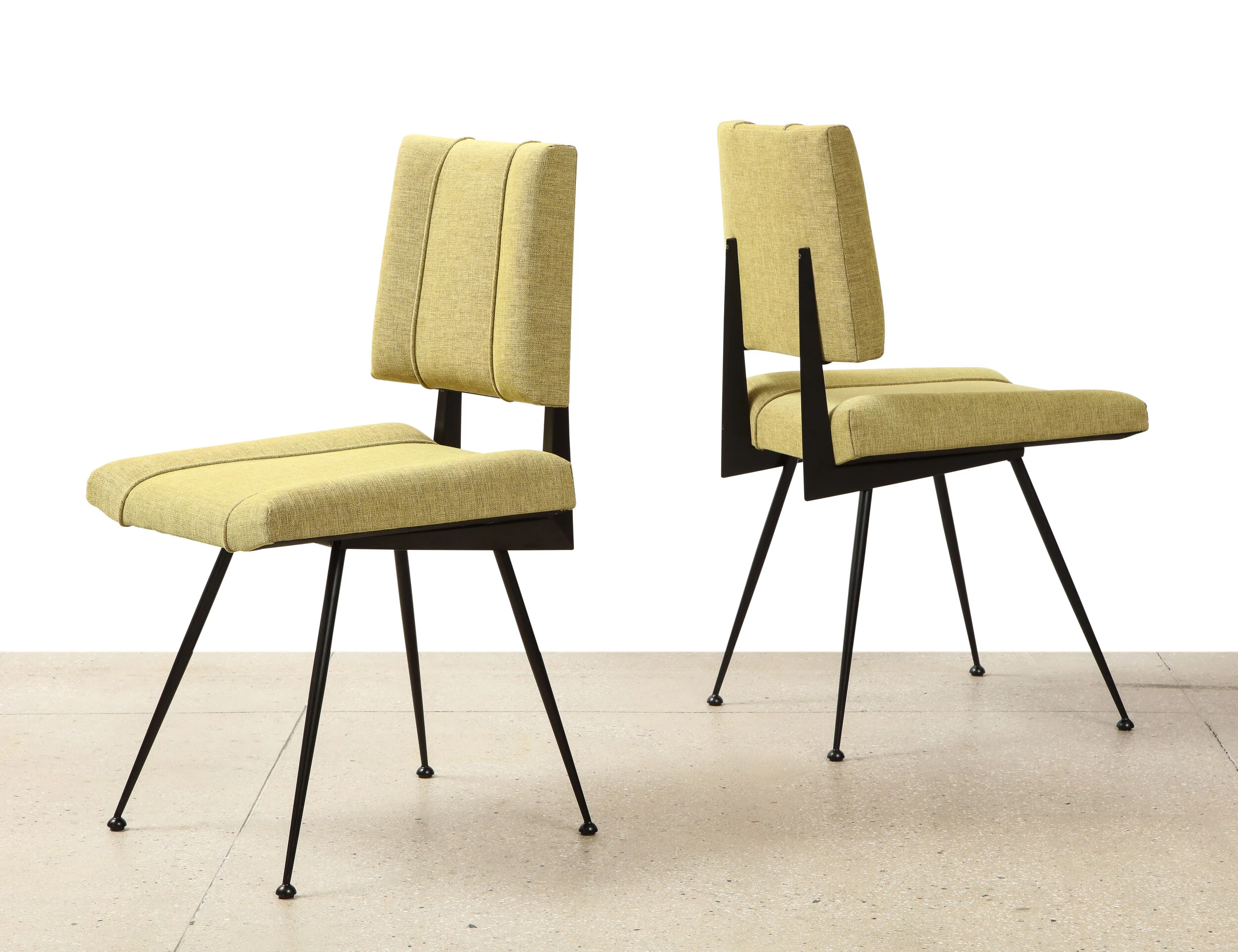 Contour Dining/ Side Chair by Donzella