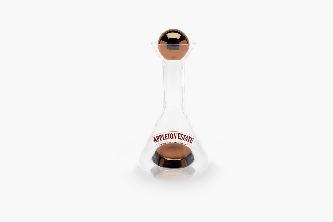 decanter 1.png