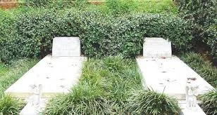 Just a couple of dead people. Nothing to see here. Move along.
