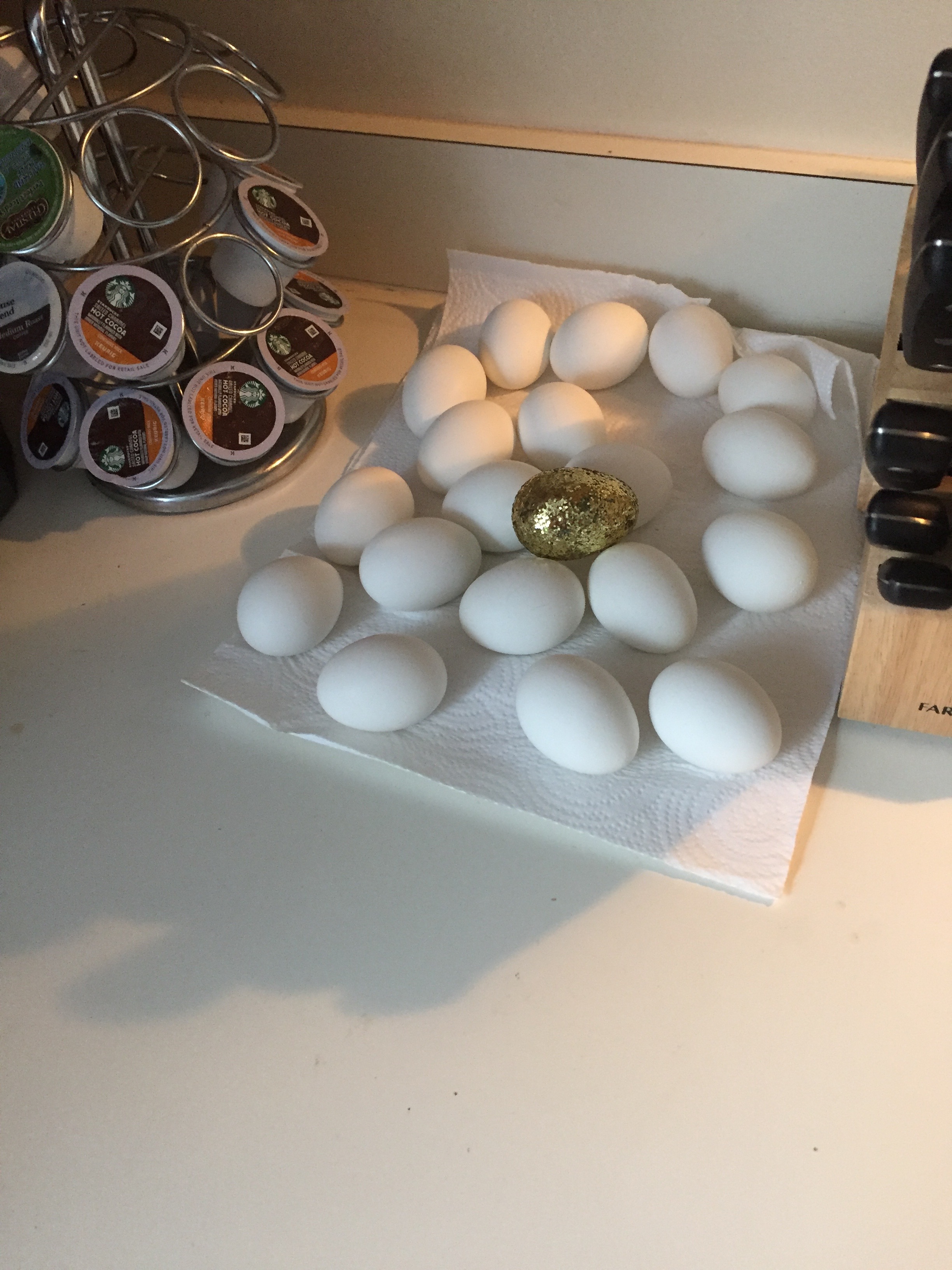 Sparkly egg is sparkly
