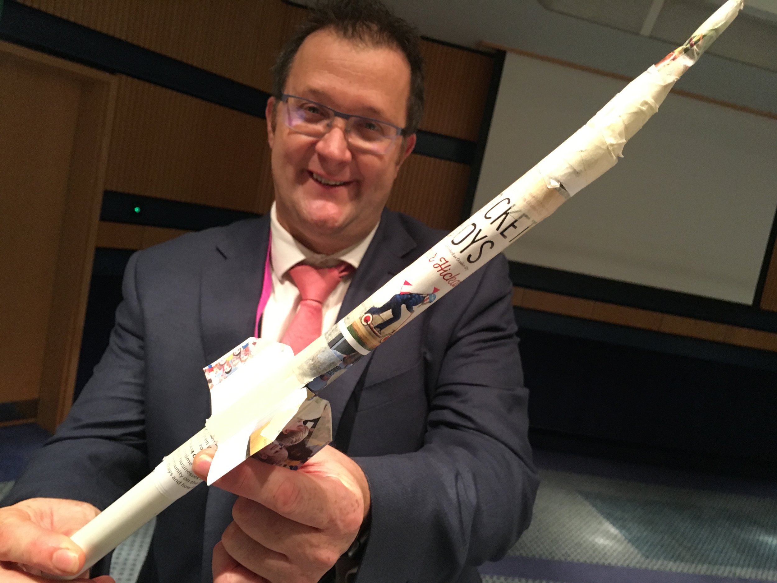 'Wot tech?' Passmores Head Teacher Vic Goddard with his very own 'Rocket Kids' air rocket!