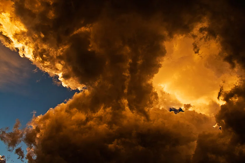 vivid_clouds.jpg