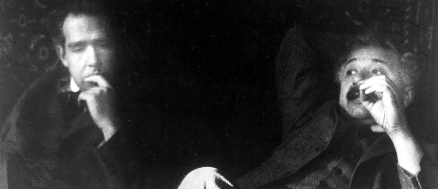 Niels_Bohr_Albert_Einstein3_by_Ehrenfest.jpg