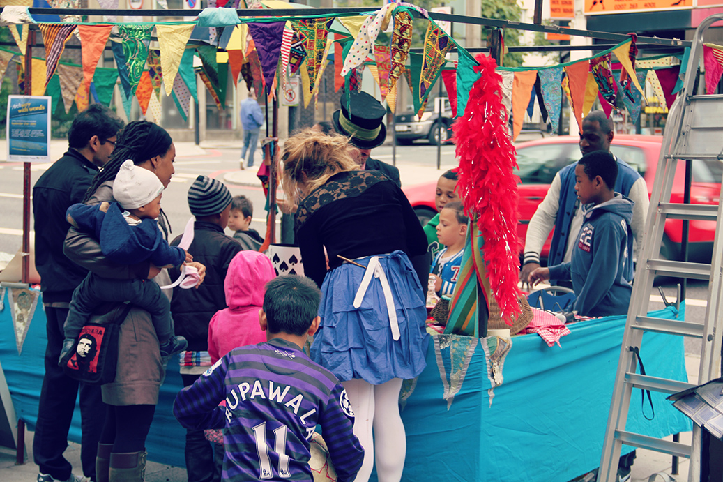 Alice Day table in Action 2.jpg