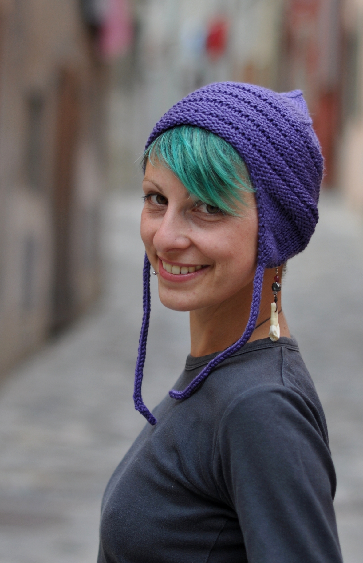 Buzzba pixie chullo Hat knitting pattern