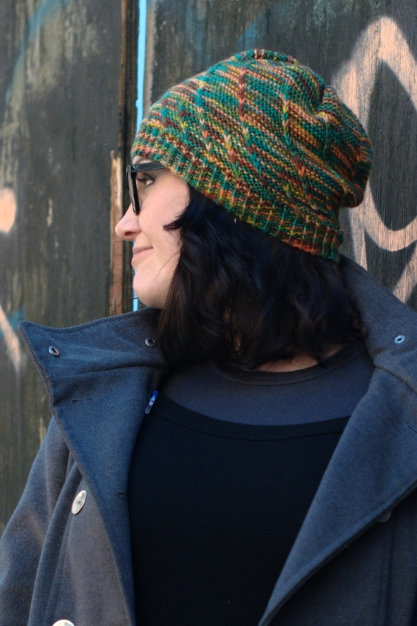 Helical slouchy Hat knitting pattern