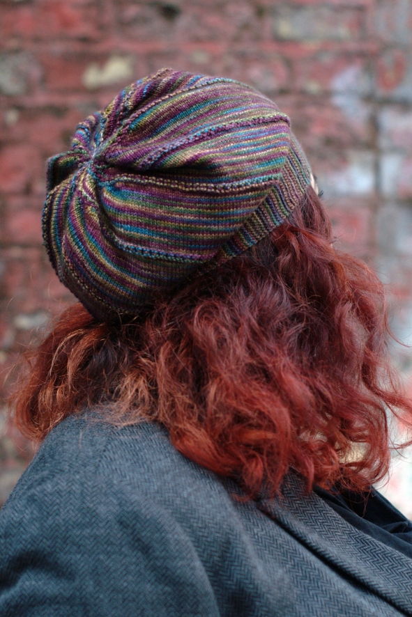 Lamitra slouchy sideways knit Hat pattern