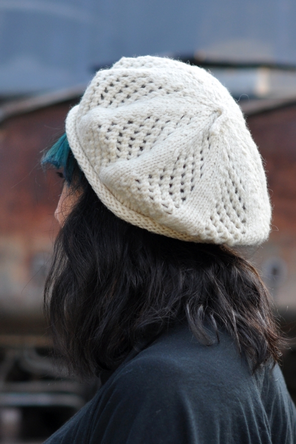 Trellis Beret hand knitting pattern