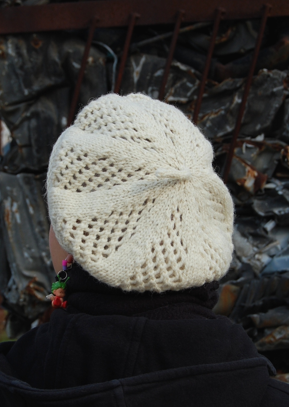 Trellis Beret hand knitting pattern