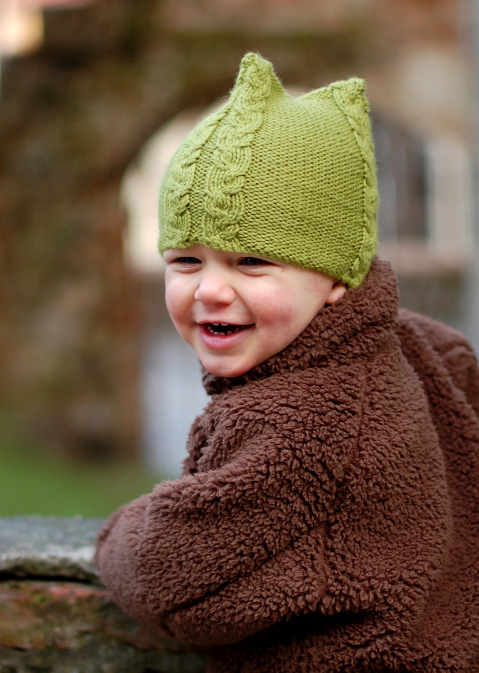 Tricable cable Hat knitting pattern for all ages