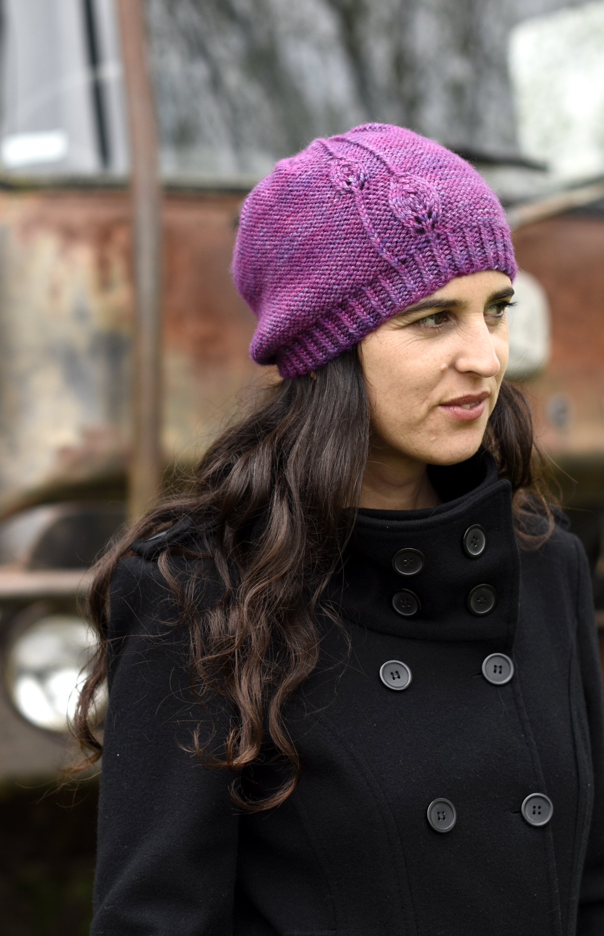 Fabales slouchy Hat knitting pattern