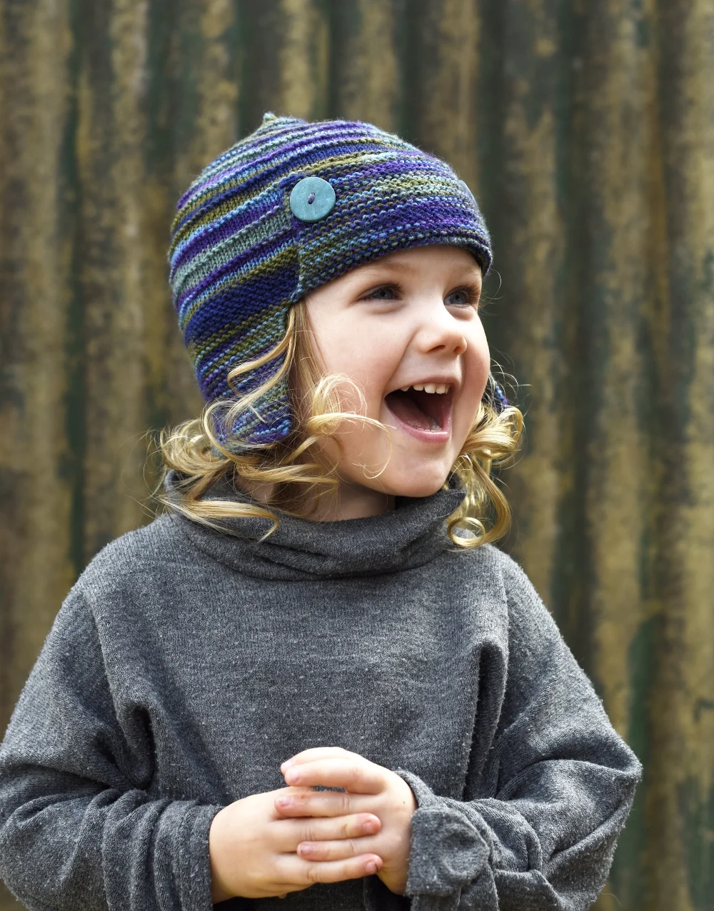 Aerial earflap aviator Hat knitting pattern for sock yarn