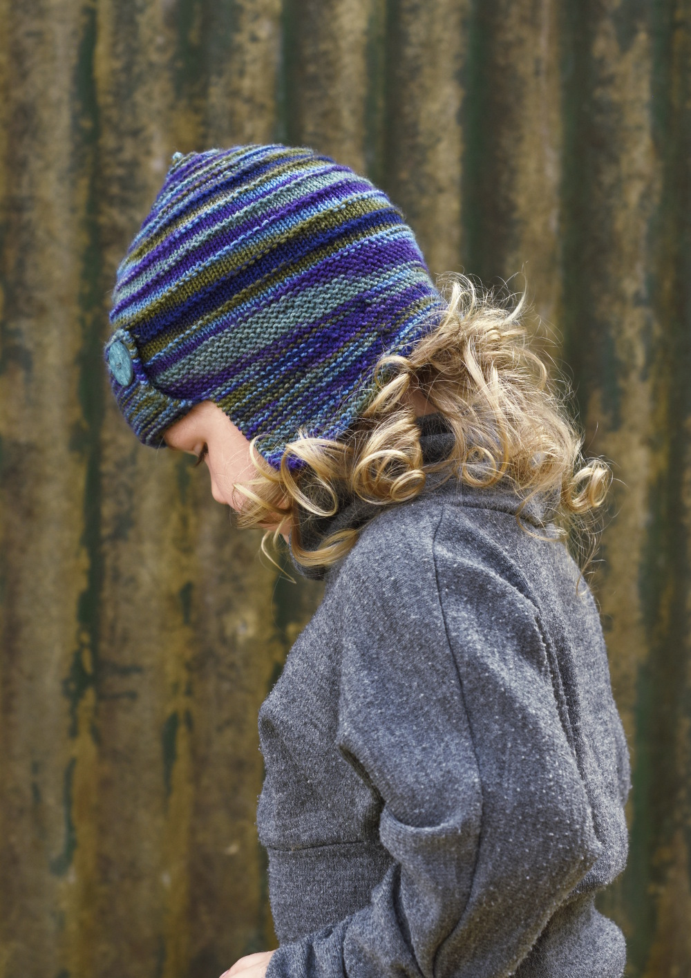 Aerial earflap aviator Hat knitting pattern for sock yarn