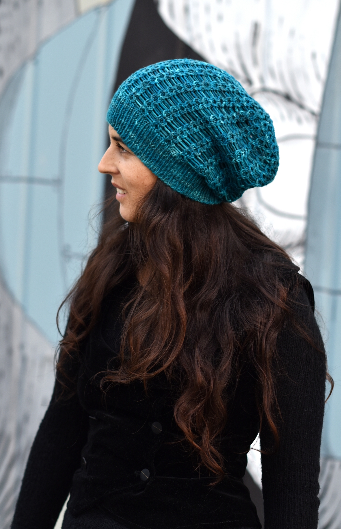 Scala cable and drop stitch slouchy Hat hand knitting pattern