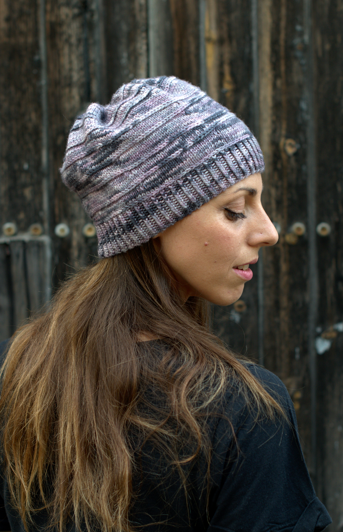 Contoura hand knitting pattern for slouchy beanie Hat featuring short rows