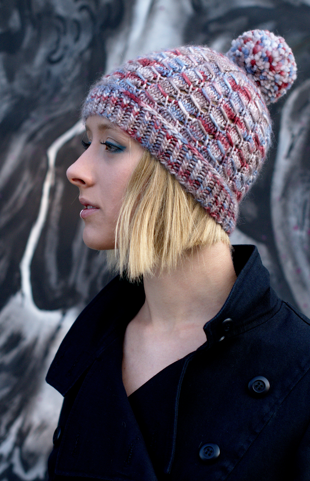 Laccio beanie hand knitting pattern for aran weight yarn