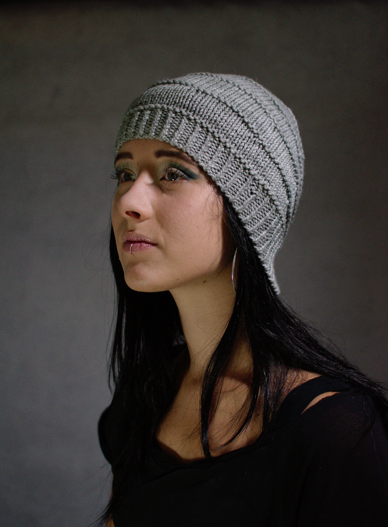 Wrapped cloche style Hat hand knitting pattern